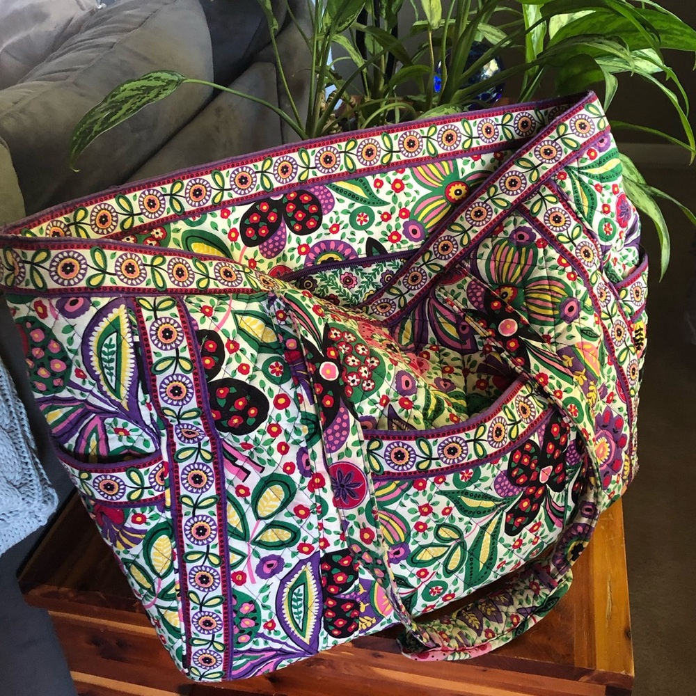 Vera Bradley large Tote